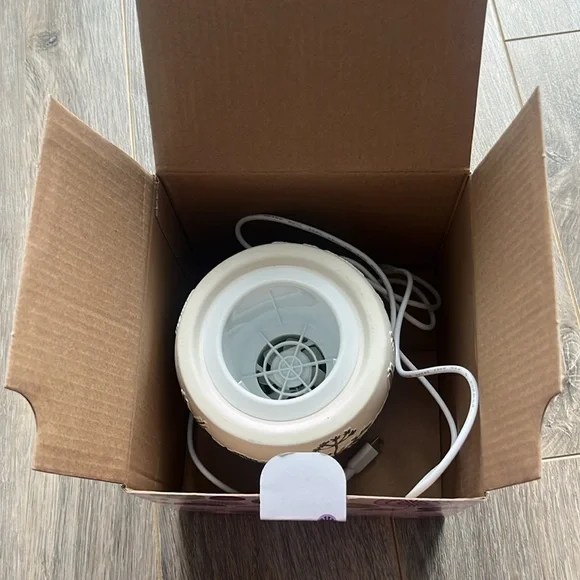 BNIB Scentsy Dandelion Daze Tabletop Fan Diffuser - Picture 5 of 11